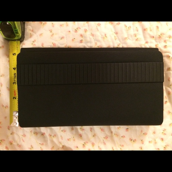 Black cloth clutch - Picture 7 of 7